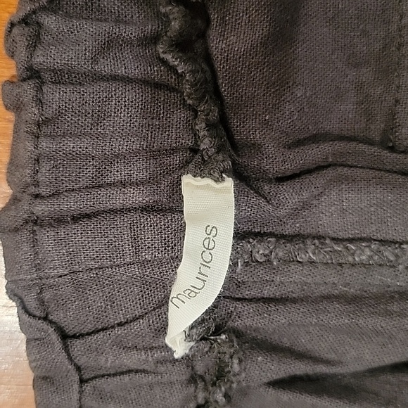 Charcoal Cargo Capri Pants - Picture 2 of 4